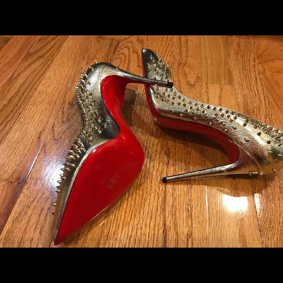 Christian Louboutin Escarpic 100 mm Spiked Pump - Picture 5 of 8